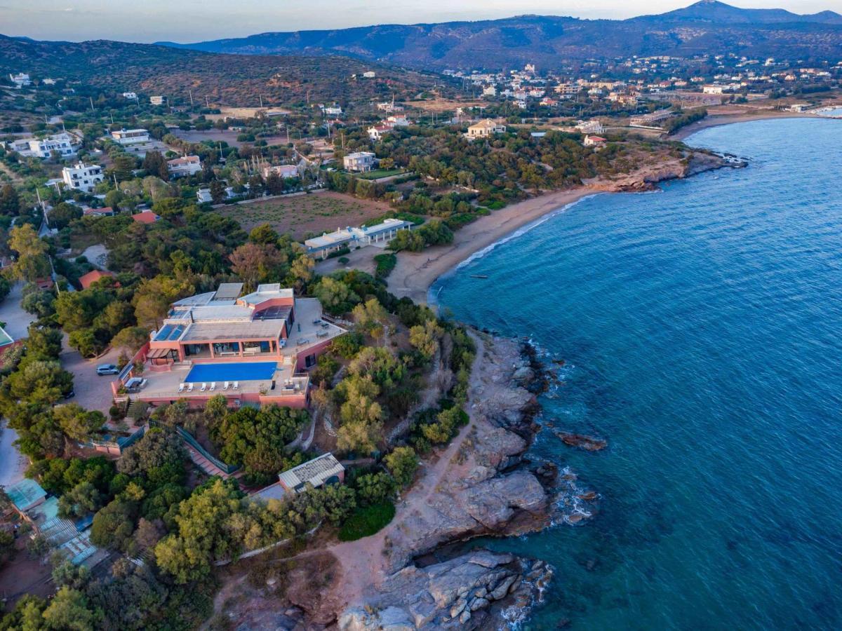 Black Diamond Beachfront Pool Villa Pasithea In Sounio, Athens Kap Kap Sounion Exterior foto