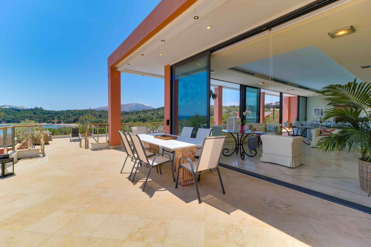 Black Diamond Beachfront Pool Villa Pasithea In Sounio, Athens Kap Kap Sounion Exterior foto