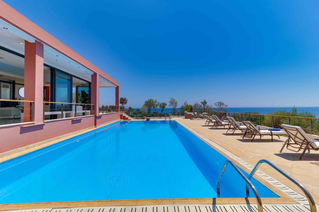 Black Diamond Beachfront Pool Villa Pasithea In Sounio, Athens Kap Kap Sounion Exterior foto