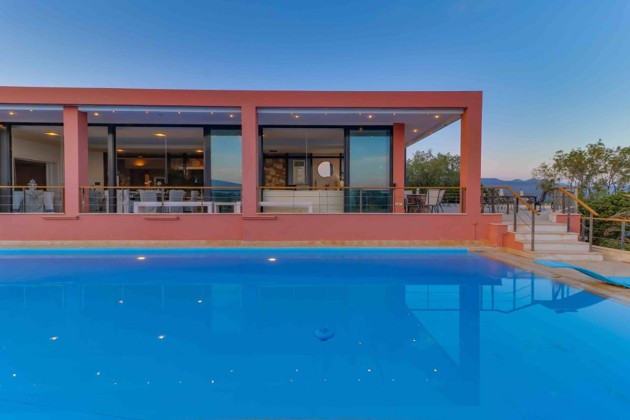 Black Diamond Beachfront Pool Villa Pasithea In Sounio, Athens Kap Kap Sounion Exterior foto